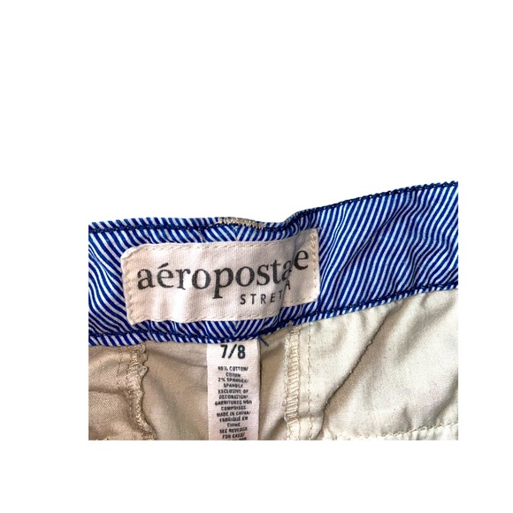 Aeropostale khaki stretch shorts 7/8 (medium) - Picture 3 of 3